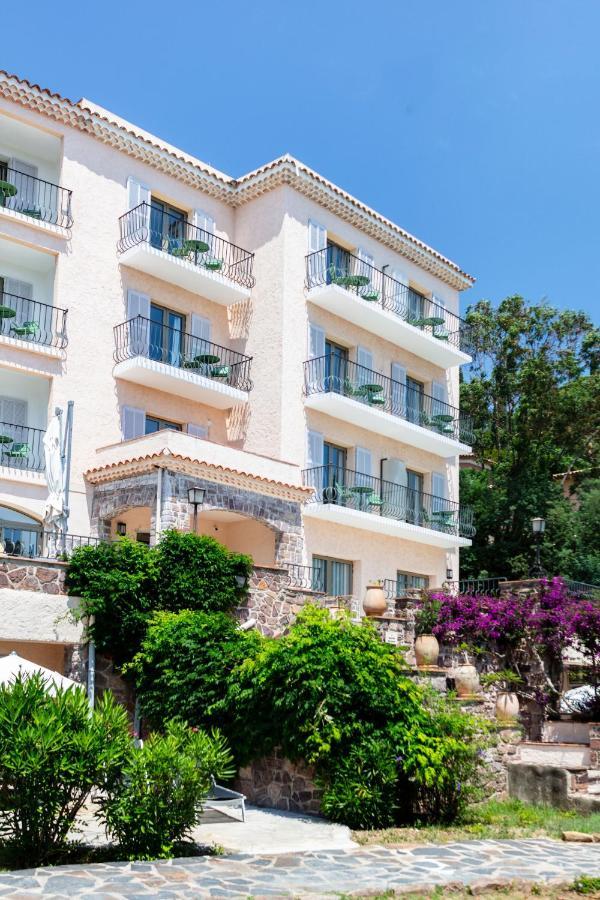 Hotel Du Parc Cavalaire Sur Mer Exteriör bild